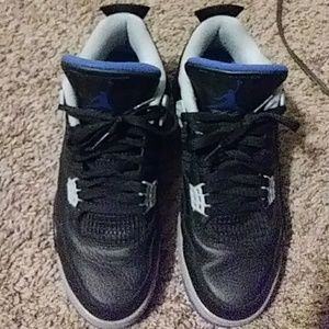 Jordan 4s alternate motorsport